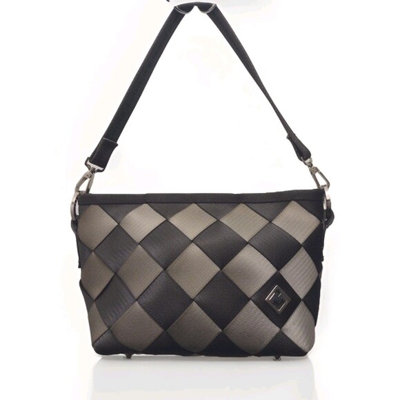 Maggie Bags Seatbelt Bag Premier 13x9x6 Patent Design Metal Feet Satin Lining - Picture 1 of 11
